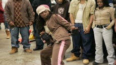 How She Move Image 1