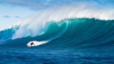 Storm Surfers 3D Image 1