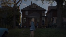 It Follows Image 3